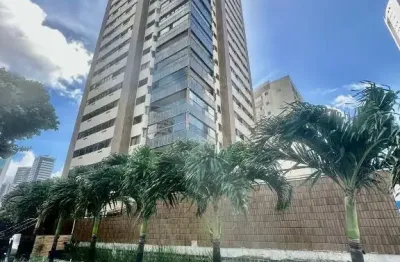 Apartamento com aproximadamente 210m2, 4qtos, 3 suítes, 3 vagas!