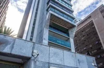 Apartamento alto padrão, avenida boa viagem, 3 quartos sendo 2 suítes!