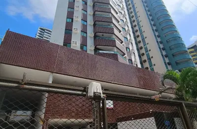 Apartamento com aproximadamente 100m2, 3 quartos sendo 1 suíte!