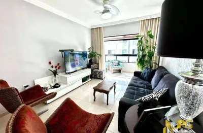 Exclusividade e conforto a apenas 400 metros do mar de balneário camboriú.