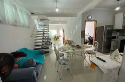 Casa com 3 quartos à venda no Centro, Balneário Camboriú 