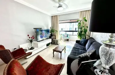 Exclusividade e conforto a apenas 400 metros do mar de balneário camboriú.