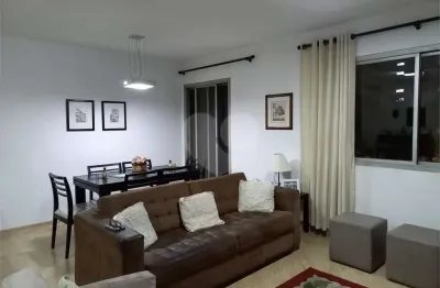 Apartamento com 3 quartos à venda na Alameda dos Arapanés, Moema, São Paulo