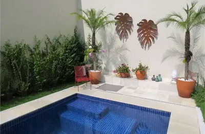 Casa com 3 quartos à venda na Rua Pedrinhas, Morumbi, São Paulo