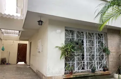 Casa com 3 quartos à venda na Rua Itamaraty Feitosa Martins, 15, Brooklin, São Paulo