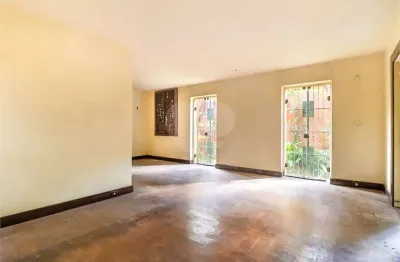 Casa com 3 quartos à venda na Rua Coronel Irlandino Sandoval, 363, Jardim Europa, São Paulo