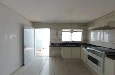 Casa com 1 quarto à venda em Alto da Lapa, São Paulo 