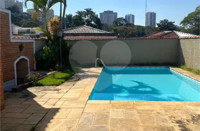 Casa com 3 quartos à venda na Rua Tauari, 59, Santo Amaro, São Paulo