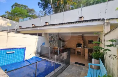 Casa em condomínio fechado com 3 quartos à venda na Rua Luiz Alves de Araújo, Horto Florestal, São Paulo
