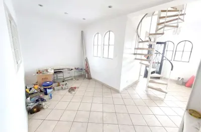 Casa com 2 quartos à venda na Rua Itajaí, Mooca, São Paulo