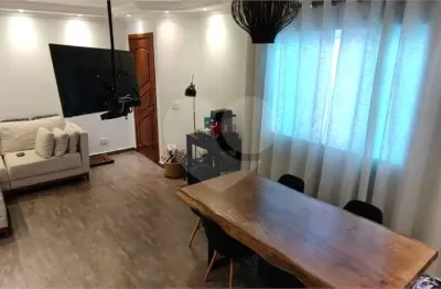 Casa em condomínio fechado com 3 quartos à venda na Avenida Ibiúna, Vila Matilde, São Paulo