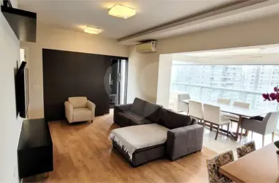 Apartamento com 2 quartos à venda na Rua Carlos Petit, 307, Vila Mariana, São Paulo
