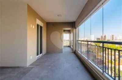 Apartamento com 3 quartos à venda na Rua Tuiucuê, Saúde, São Paulo