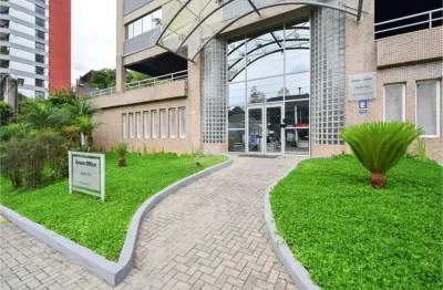 Sala comercial à venda na Rua Jandiatuba, Morumbi, São Paulo