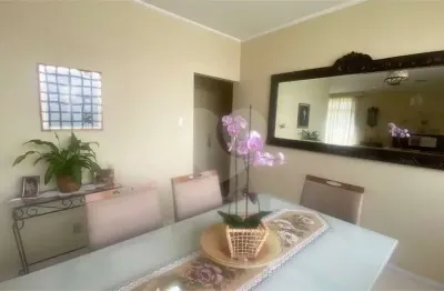Casa com 4 quartos à venda na Rua Brigadeiro Gavião Peixoto, Alto da Lapa, São Paulo