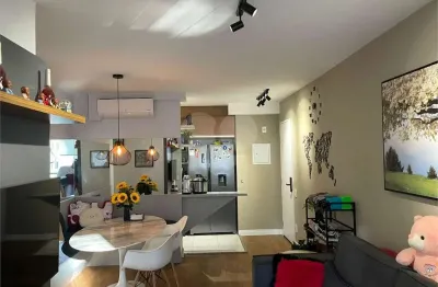Apartamento com 3 quartos à venda na Rua Domingos Paiva, Brás, São Paulo