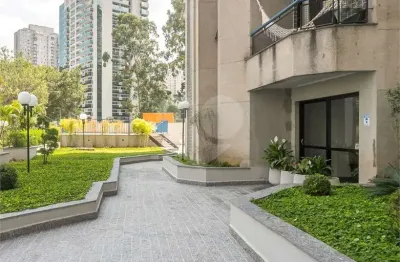 Apartamento com 3 quartos à venda na Rua Sophia Ambuba, Vila Andrade, São Paulo