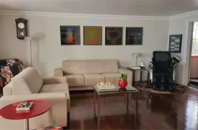 Apartamento com 3 quartos à venda na Rua dos Belgas, Bela Vista, São Paulo