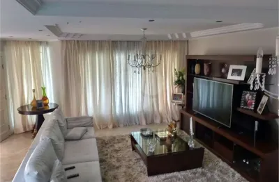 Casa com 4 quartos à venda na Rua Kaneda, Vila Maria, São Paulo