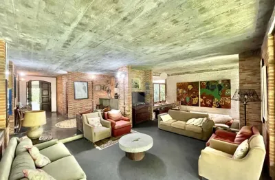 Casa com 3 quartos à venda na Rua Rio Bonito, 354, Granja Viana, Cotia