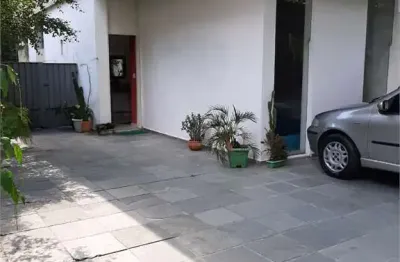 Casa com 3 quartos à venda na Rua Samambaia, 588, Saúde, São Paulo