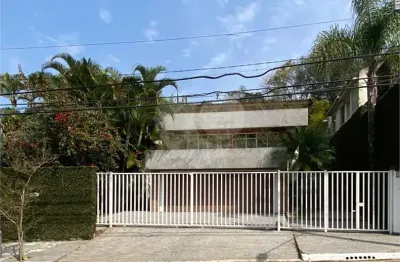 Casa com 3 quartos à venda na Rua Ribeiro Lisboa, Morumbi, São Paulo