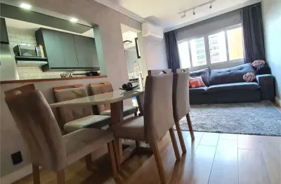 Apartamento com 2 quartos à venda na Avenida Moreira Guimarães, 450, Moema, São Paulo