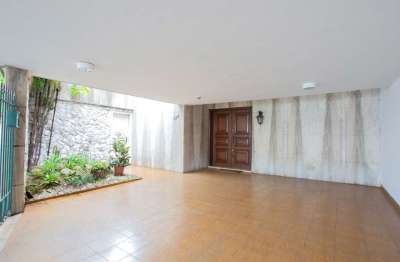 Casa com 3 quartos à venda na Avenida Senador Casimiro da Rocha, 378, Mirandópolis, São Paulo