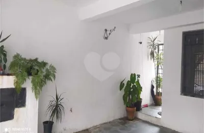 Casa com 3 quartos à venda na Rua São Serafim, Penha, São Paulo