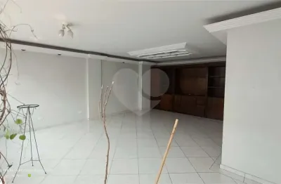 Apartamento com 3 quartos à venda na Rua Doutor Albuquerque Lins, Higienópolis, São Paulo