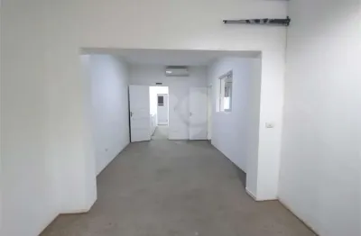 Sobrado com 2 quartos à venda ou para locação em água branca - sp