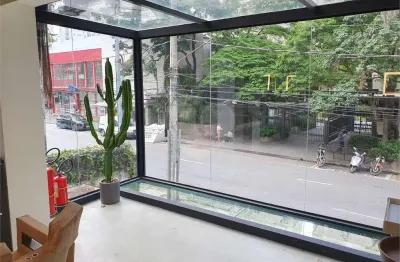 Ponto comercial à venda na Rua Oscar Freire, Jardim América, São Paulo