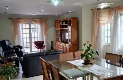 Casa com 3 quartos à venda na Eusébio De Paiva, Lapa, São Paulo