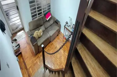 Casa com 2 quartos à venda na Avenida Afonso Mariano Fagundes, Mirandópolis, São Paulo
