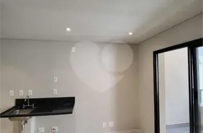 Kitnet / Stúdio à venda na Rua Alves Guimarães, 171, Pinheiros, São Paulo