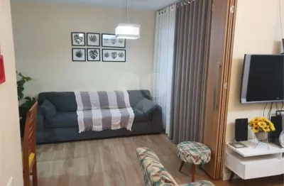 Apartamento com 2 quartos à venda na Rua Domingos Paiva, Brás, São Paulo