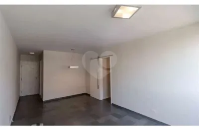 Apartamento com 3 quartos à venda na Rua Padre José Maria, Santo Amaro, São Paulo