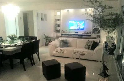 Apartamento com 3 quartos à venda na Rua Iubatinga, Jardim Sul, São Paulo