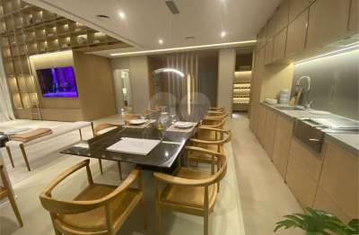 Apartamento com 4 quartos à venda na Rua Oscar Freire, Pinheiros, São Paulo