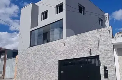 Sobrado com 2 quartos à venda ou para locação em piqueri - sp