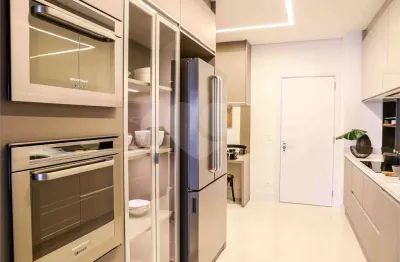 Apartamento com 4 quartos à venda na Avenida Duquesa de Goiás, 825, Cidade Jardim, São Paulo