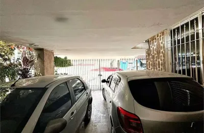 Casa com 5 quartos à venda na Rua Demóstenes, Campo Belo, São Paulo