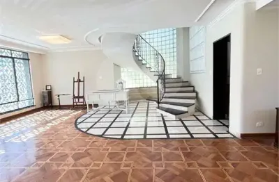 Casa com 4 quartos à venda na Rua Paderewsky, Santana, São Paulo