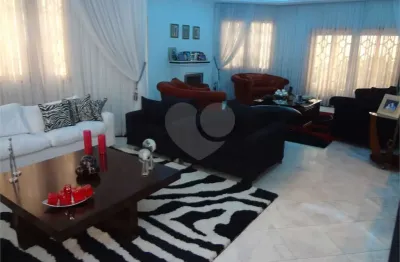 Casa em condomínio fechado com 4 quartos à venda na Avenida Nova Cantareira, Tremembé, São Paulo