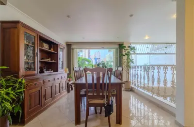 Casa com 3 quartos à venda na Rua Engenheiro Francisco Azevedo, Pompéia, São Paulo