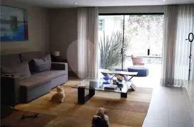 Casa com 4 quartos à venda na Rua Eduardo Saigh Filho, Real Parque, São Paulo