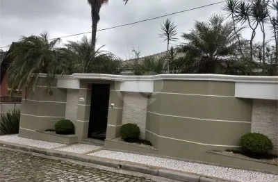 Casa térrea com 4 quartos à venda ou para locação em horto florestal - sp