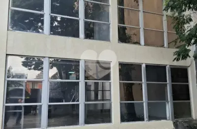 Prédio à venda na Rua Correia Dias, Paraíso, São Paulo