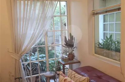 Casa com 3 quartos à venda na Avenida Lacerda Franco, Cambuci, São Paulo
