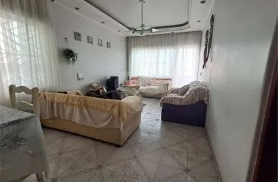 Casa com 3 quartos à venda na Rua João Fraissat, 100, Vila Romana, São Paulo